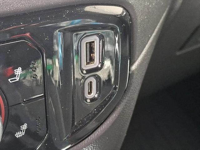 2022 GMC Sierra 1500 4WD Crew Cab Short Box Elevation