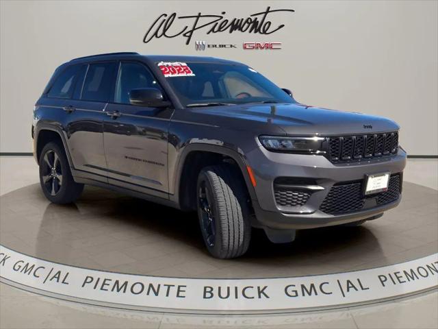 2023 Jeep Grand Cherokee Altitude 4x4 for sale in Elmhurst, IL