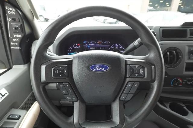2021 Ford E-450 Cutaway Base