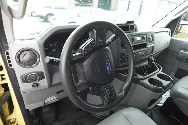 2021 Ford E-450 Cutaway Base