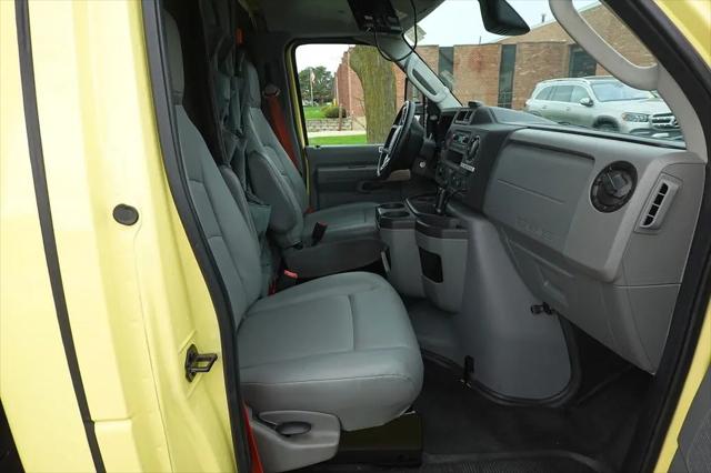 2021 Ford E-450 Cutaway Base