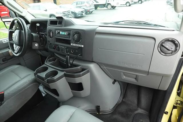 2021 Ford E-450 Cutaway Base
