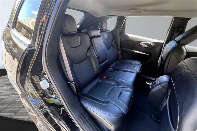 2023 Jeep Cherokee Altitude Lux 4x4