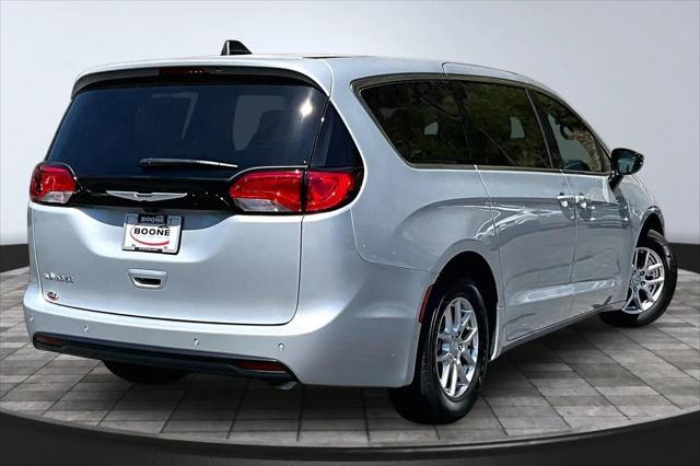 2026 Chrysler Voyager LX