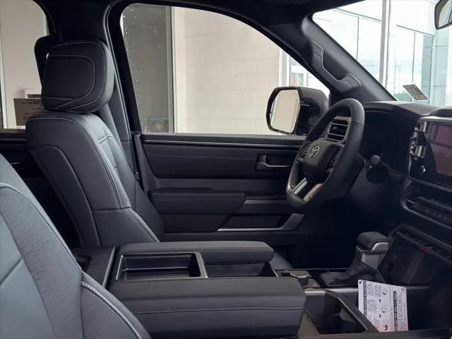 2026 Toyota Tundra SR5 CrewMax 5.5' Bed