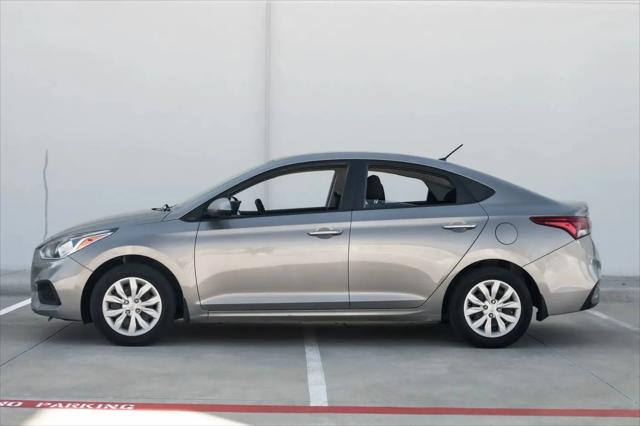 2022 Hyundai Accent SE