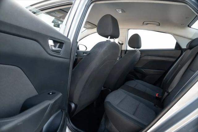 2022 Hyundai Accent SE