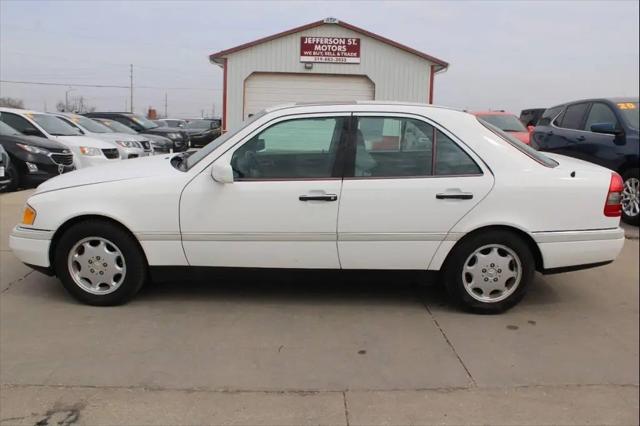 1996 Mercedes-Benz C 220 C 220 4dr Sedan for sale in Waterloo, IA
