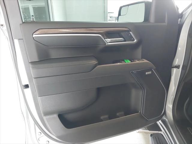 2026 Chevrolet Silverado 1500 4WD Crew Cab Short Bed RST