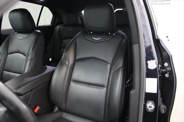 2023 Cadillac XT4 AWD Premium Luxury