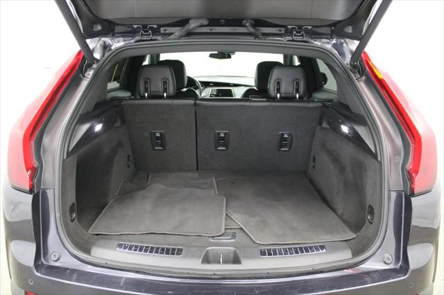 2023 Cadillac XT4 AWD Premium Luxury