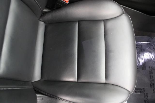 2023 Cadillac XT4 AWD Premium Luxury