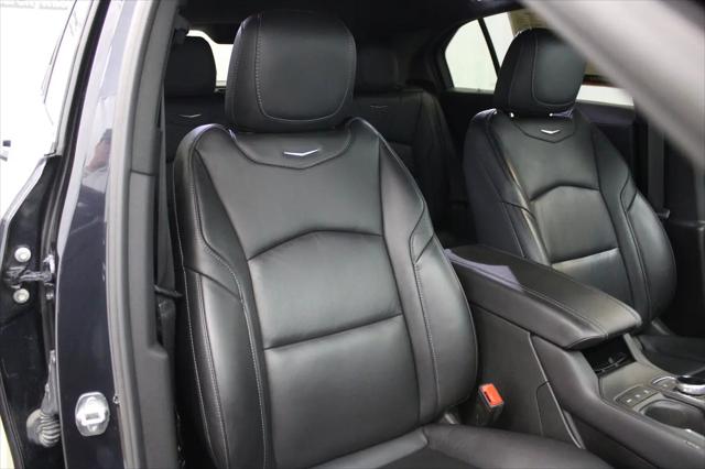 2023 Cadillac XT4 AWD Premium Luxury