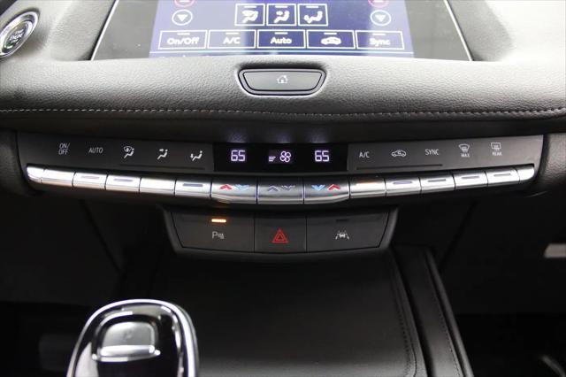 2023 Cadillac XT4 AWD Premium Luxury