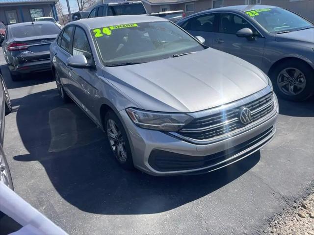 2024 Volkswagen Jetta 1.5T SE for sale in Holton, KS