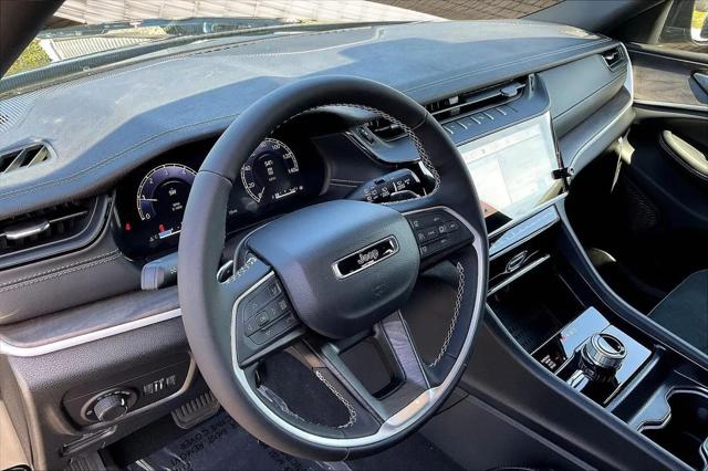 2026 Jeep Grand Cherokee L Altitude 4x4