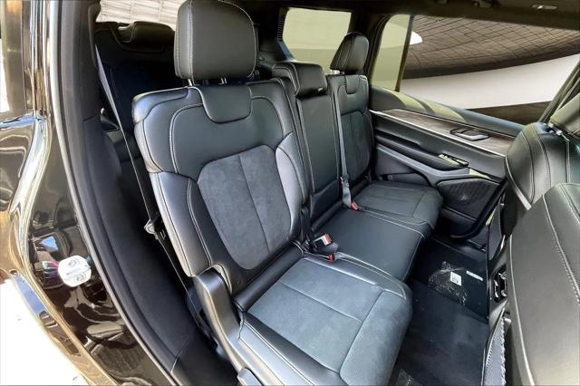 2026 Jeep Grand Cherokee L Altitude 4x4
