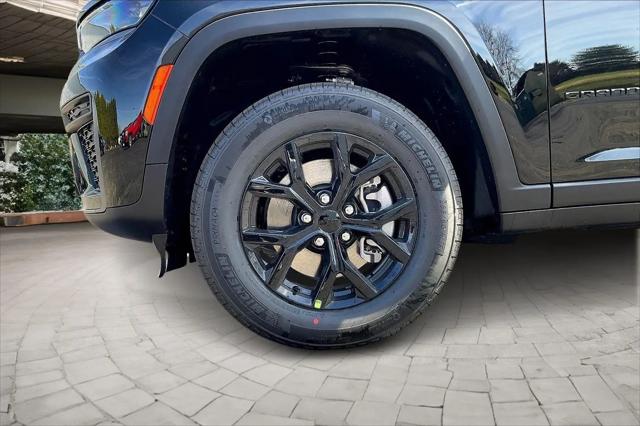 2026 Jeep Grand Cherokee L Altitude 4x4