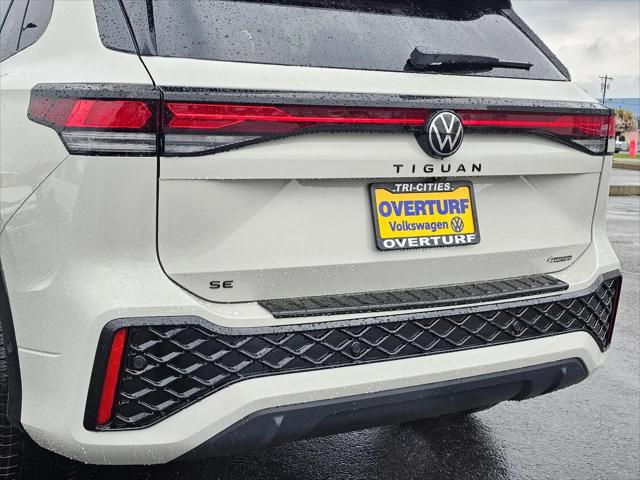 2026 Volkswagen Tiguan SE R-Line Black
