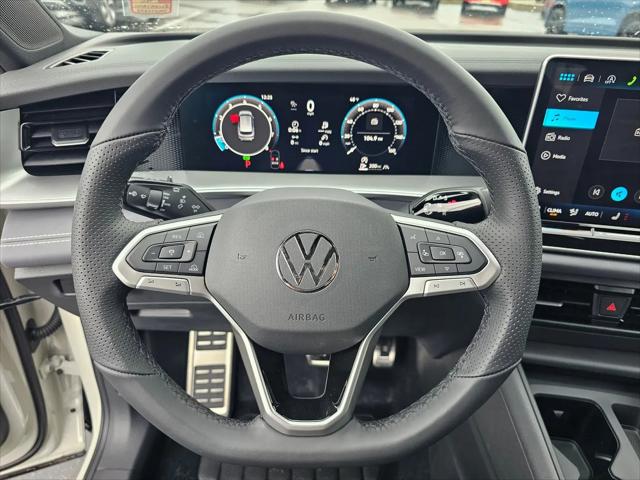 2026 Volkswagen Tiguan SE R-Line Black