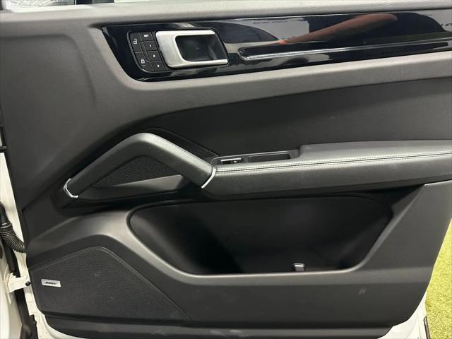 2022 Porsche Cayenne Cayenne
