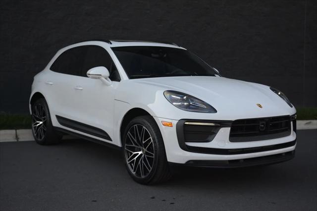 2026 Porsche Macan Macan
