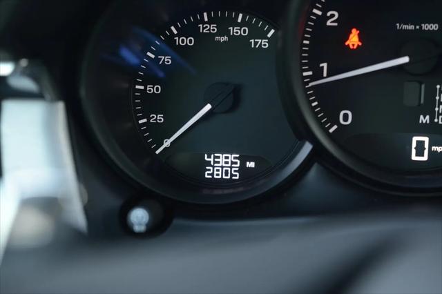 2026 Porsche Macan Macan