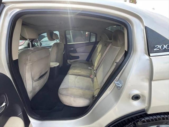 2013 Chrysler 200 Touring