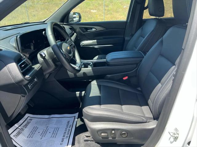 2025 Chevrolet Traverse AWD LT