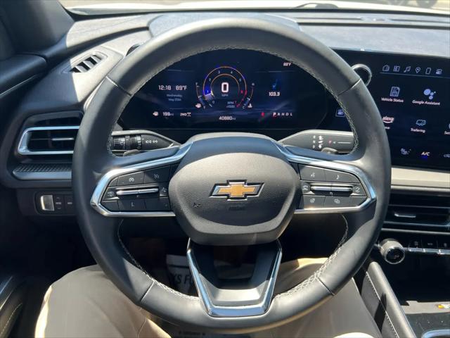 2025 Chevrolet Traverse AWD LT