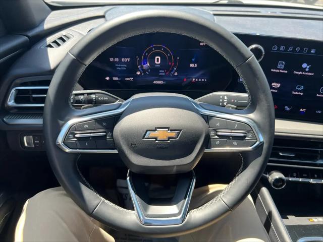 2025 Chevrolet Traverse AWD LT