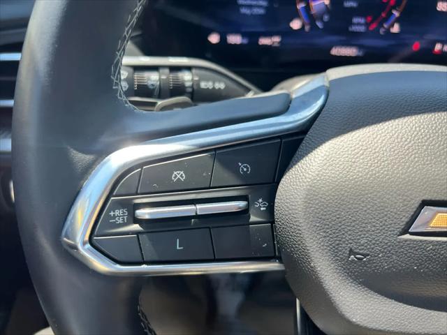 2025 Chevrolet Traverse AWD LT