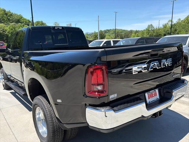 2026 Ram 3500 Tradesman Crew Cab 4x4 8 Box
