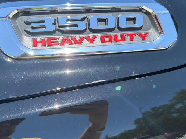 2026 Ram 3500 Tradesman Crew Cab 4x4 8 Box
