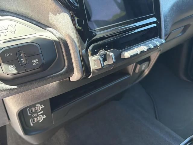 2026 Ram 3500 Tradesman Crew Cab 4x4 8 Box