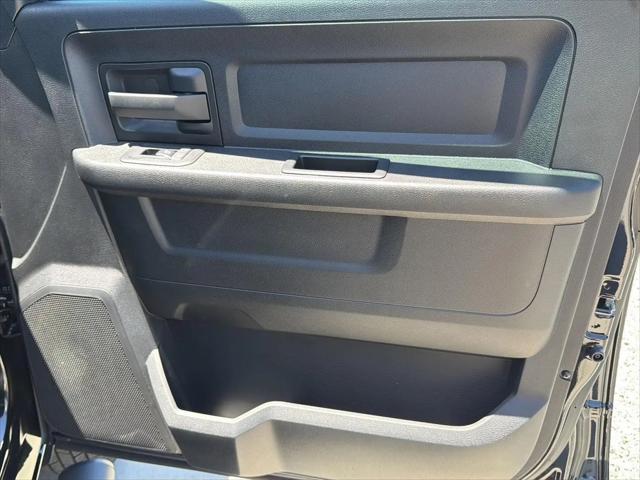 2026 Ram 3500 Tradesman Crew Cab 4x4 8 Box