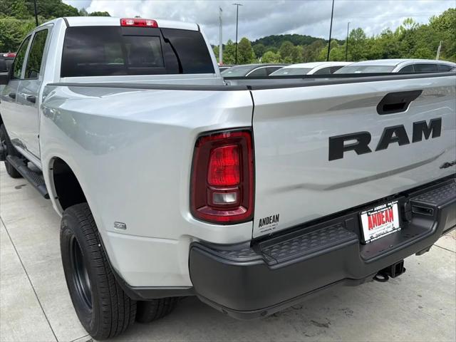 2026 Ram 3500 Tradesman Crew Cab 4x4 8' Box