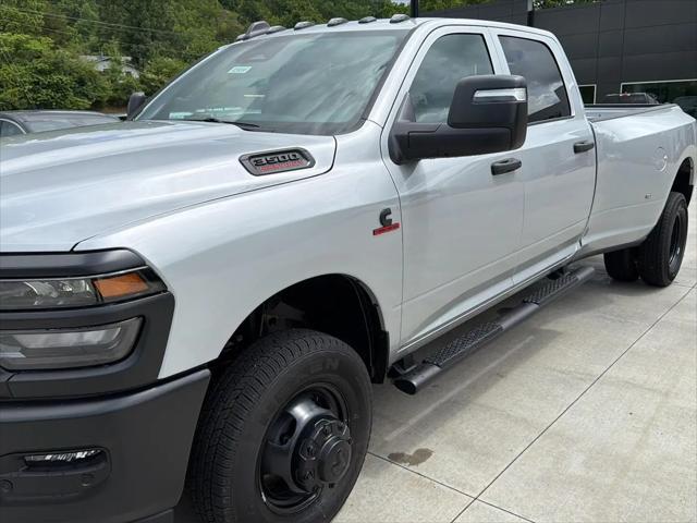 2026 Ram 3500 Tradesman Crew Cab 4x4 8' Box