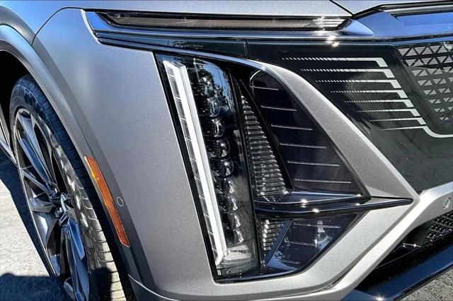 2026 Cadillac iQ V-Series Premium AWD