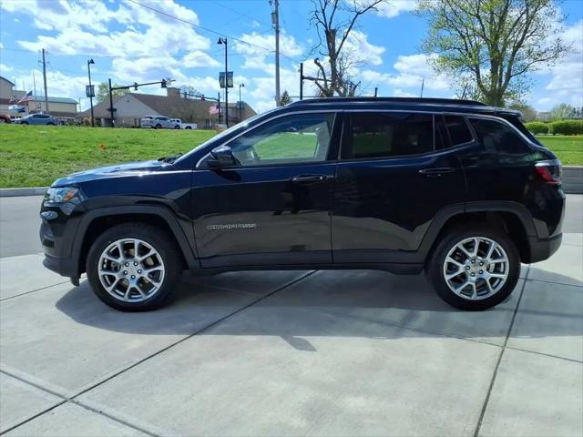2022 Jeep Compass Latitude Lux 4x4
