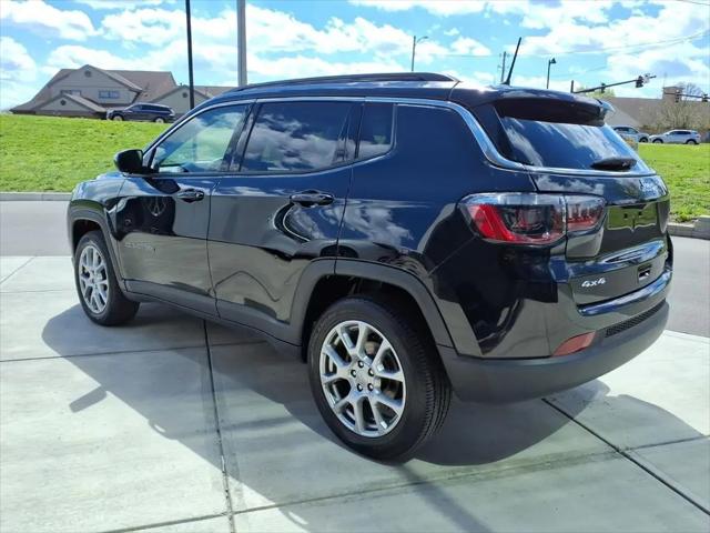 2022 Jeep Compass Latitude Lux 4x4