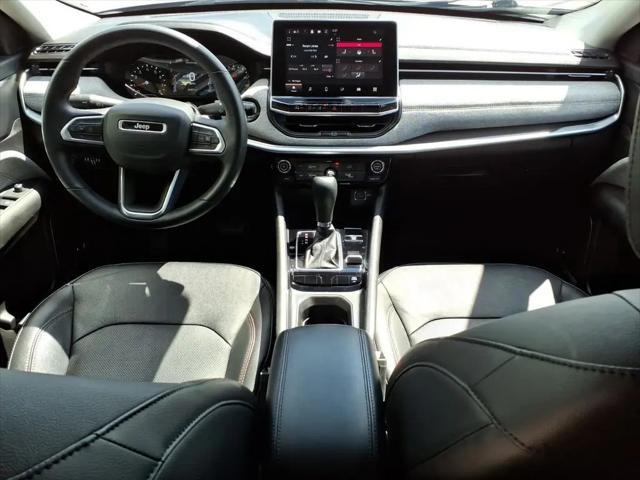 2022 Jeep Compass Latitude Lux 4x4