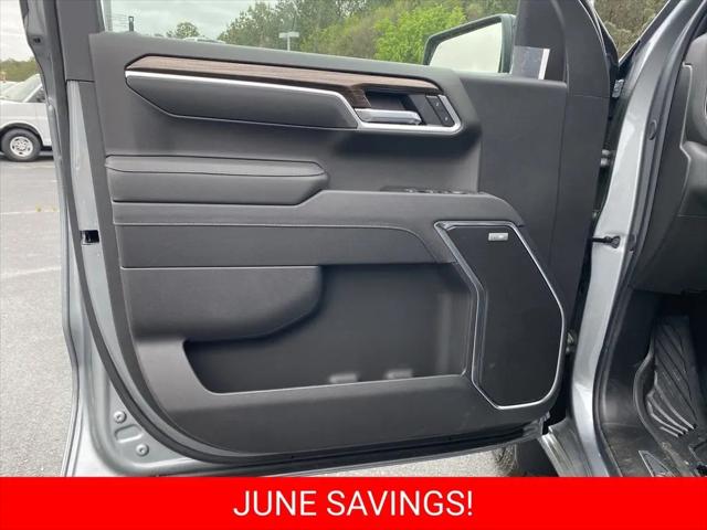 2026 Chevrolet Silverado 1500 4WD Crew Cab Short Bed RST