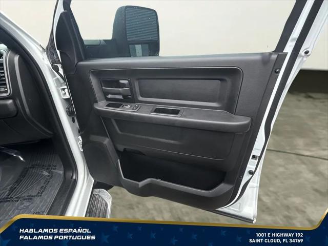 2024 Ram 3500 Tradesman Crew Cab 4x4 8' Box