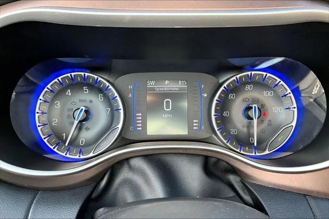 2023 Chrysler Voyager LX