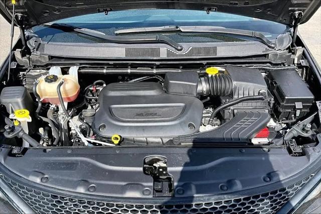 2023 Chrysler Voyager LX
