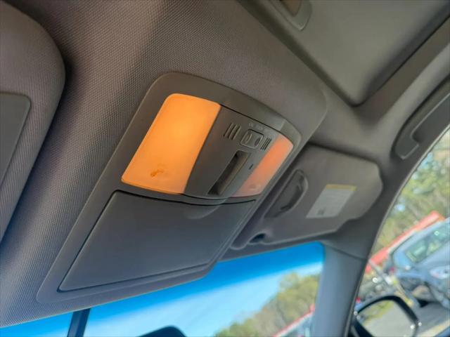 2017 INFINITI QX70 Standard