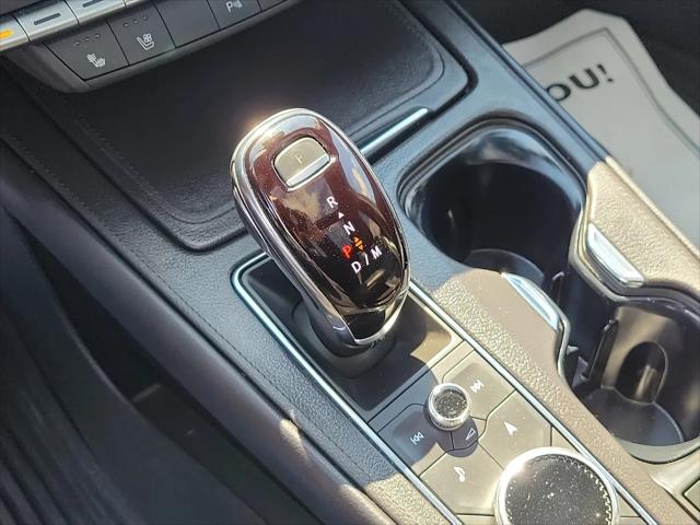 2023 Cadillac XT4 FWD Premium Luxury