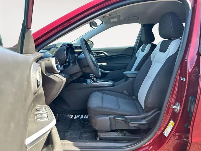 2025 Chevrolet Trax FWD LS