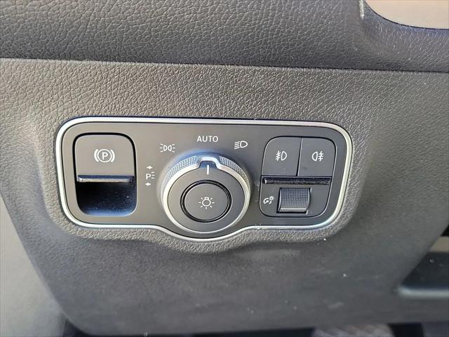 2022 Mercedes-Benz GLB GLB 250
